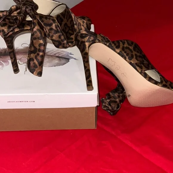 Jessica Simpson Jestella Dress Sandals - Picture 5 of 6